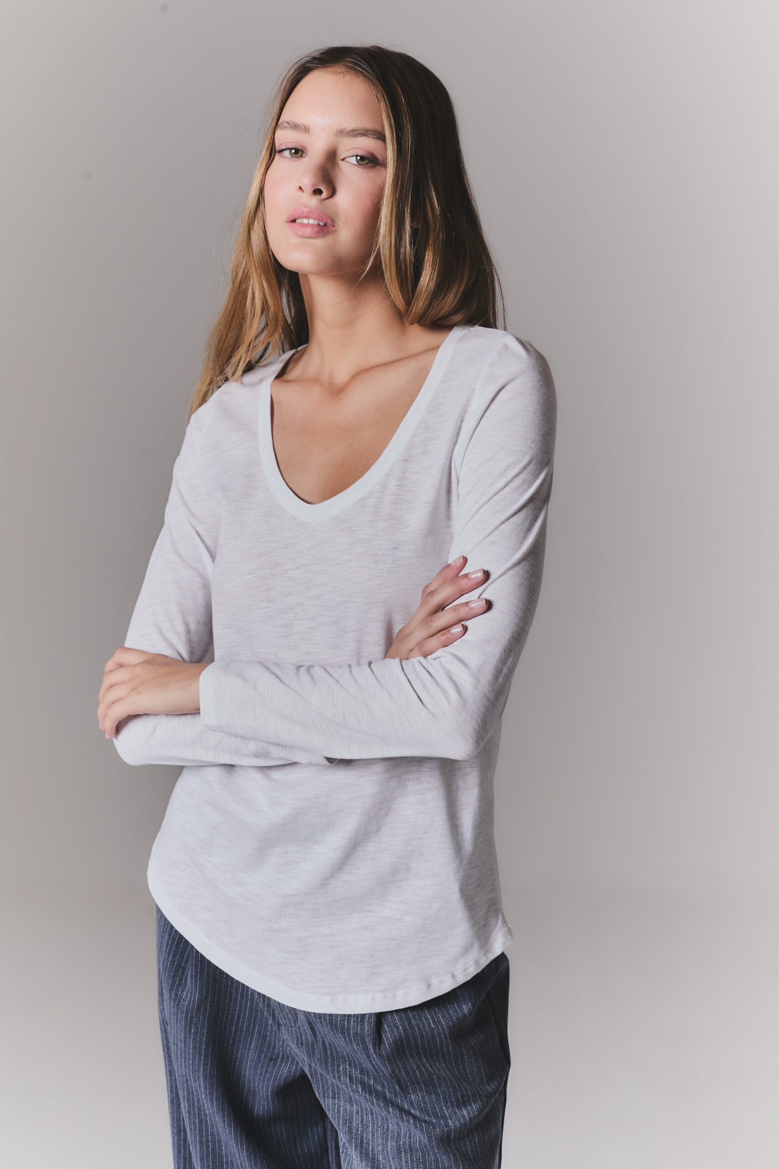 Remera de mujer ropa de moda invierno 2025