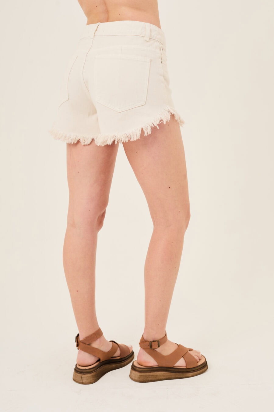 Short 12335 - Imagen 3
