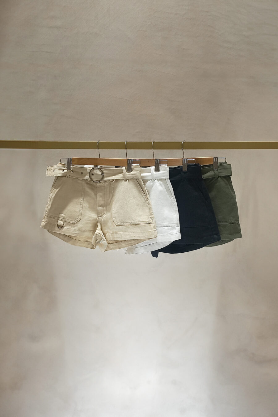 Short 12344 - Imagen 4