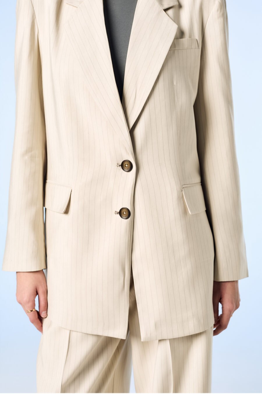 Blazer sastrero de mujer de moda verano 2025