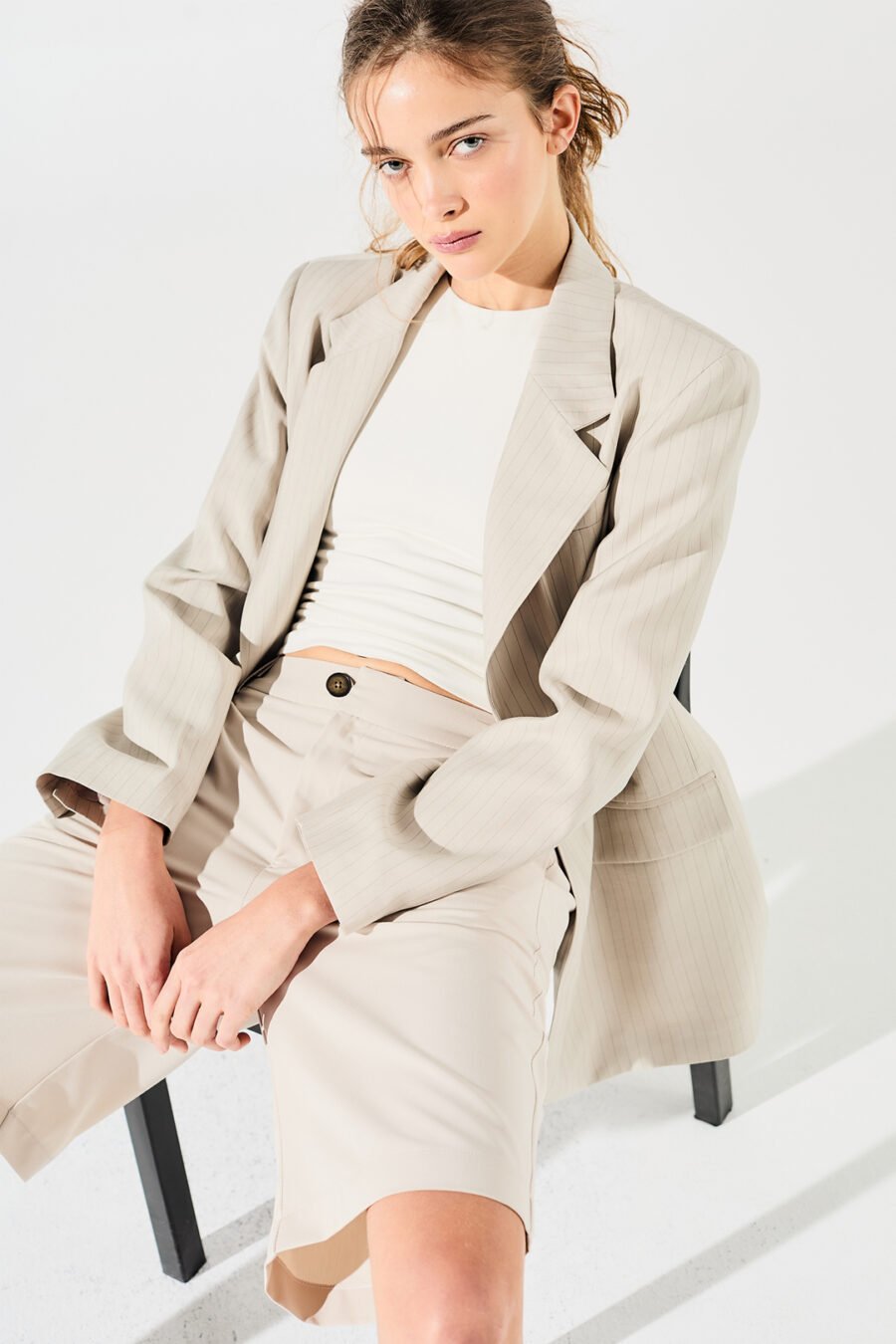 Blazer sastrero de mujer de moda verano 2025