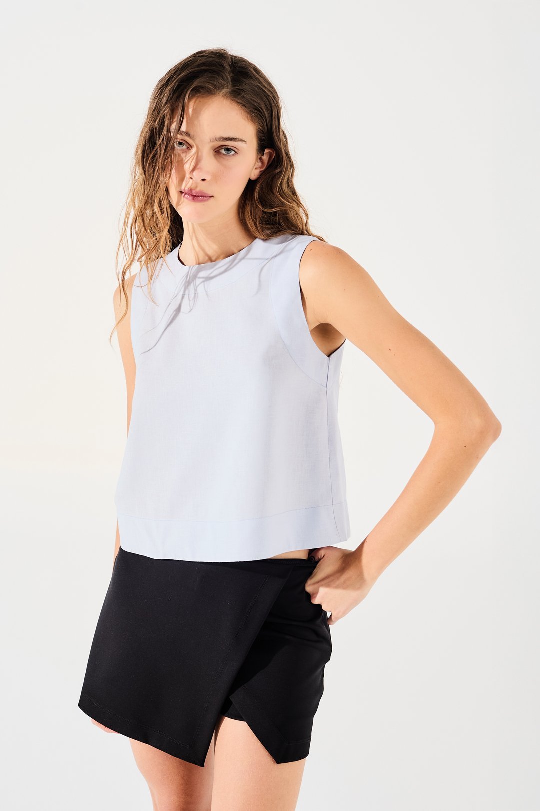 Musculosa de mujer ropa de moda verano 2025