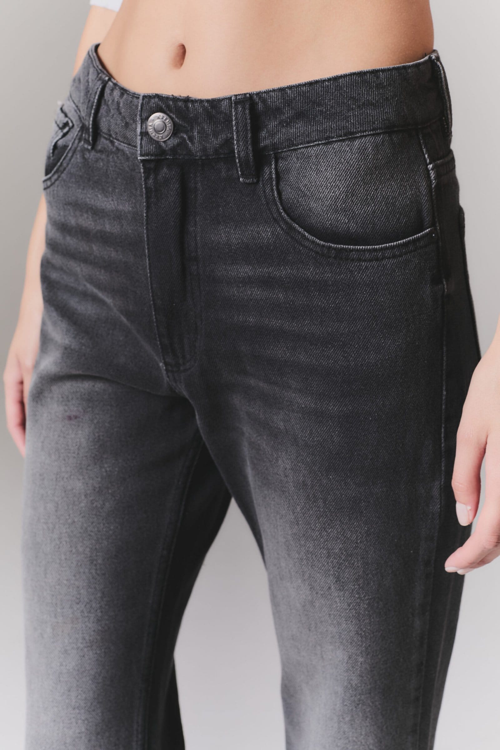 jean de mujer de moda invierno 25