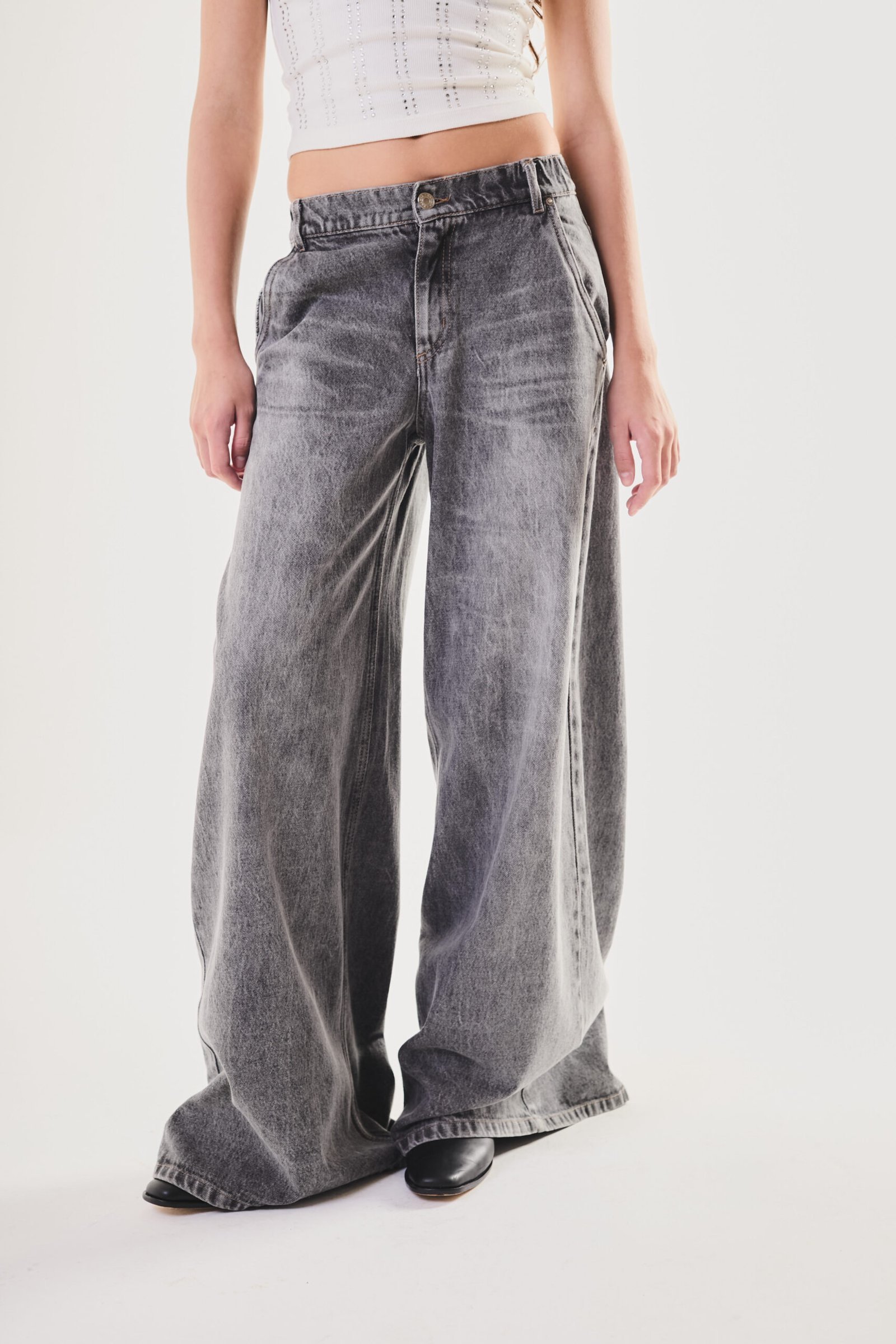 Jean 12448