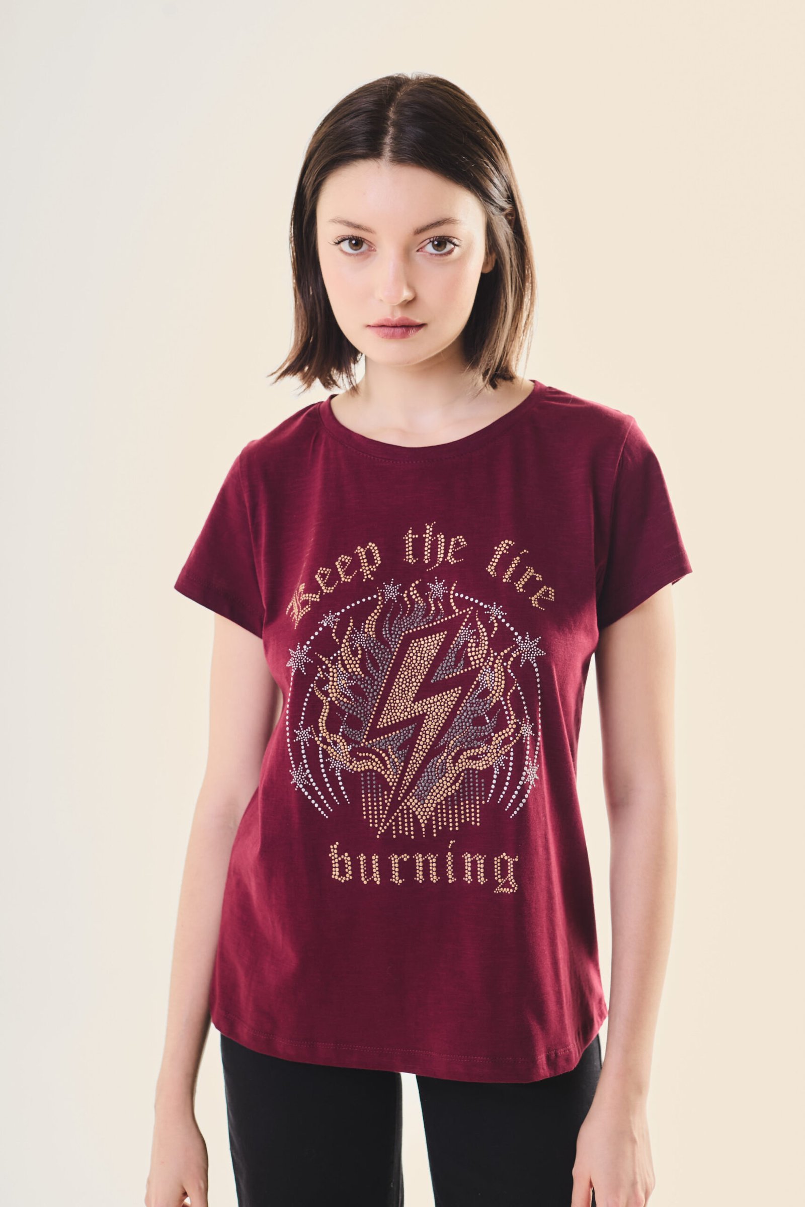 Remera de mujer ropa de moda invierno 2025