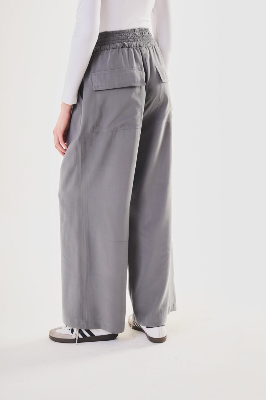 Pantalón de mujer ropa de moda invierno 2025