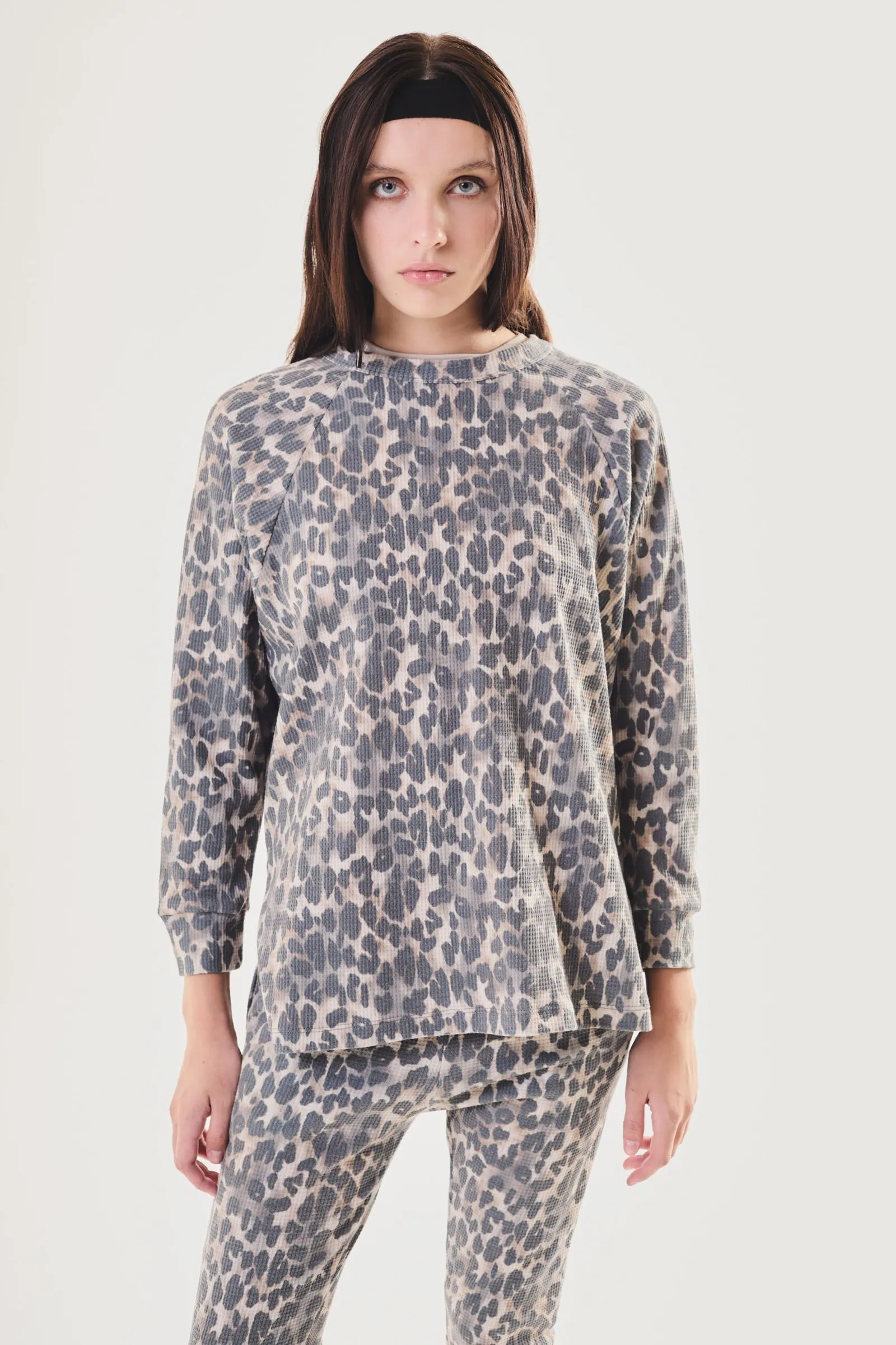Buzo de mujer ropa de moda invierno 2025