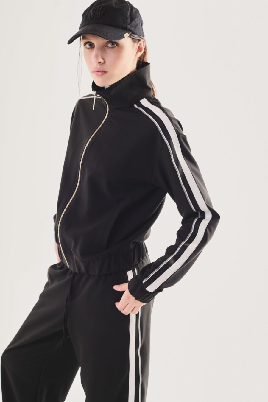 Pantalón de mujer ropa de moda invierno 2025