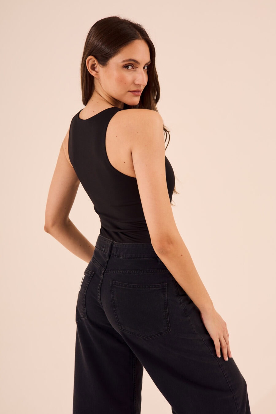 Body 23327 - Imagen 3