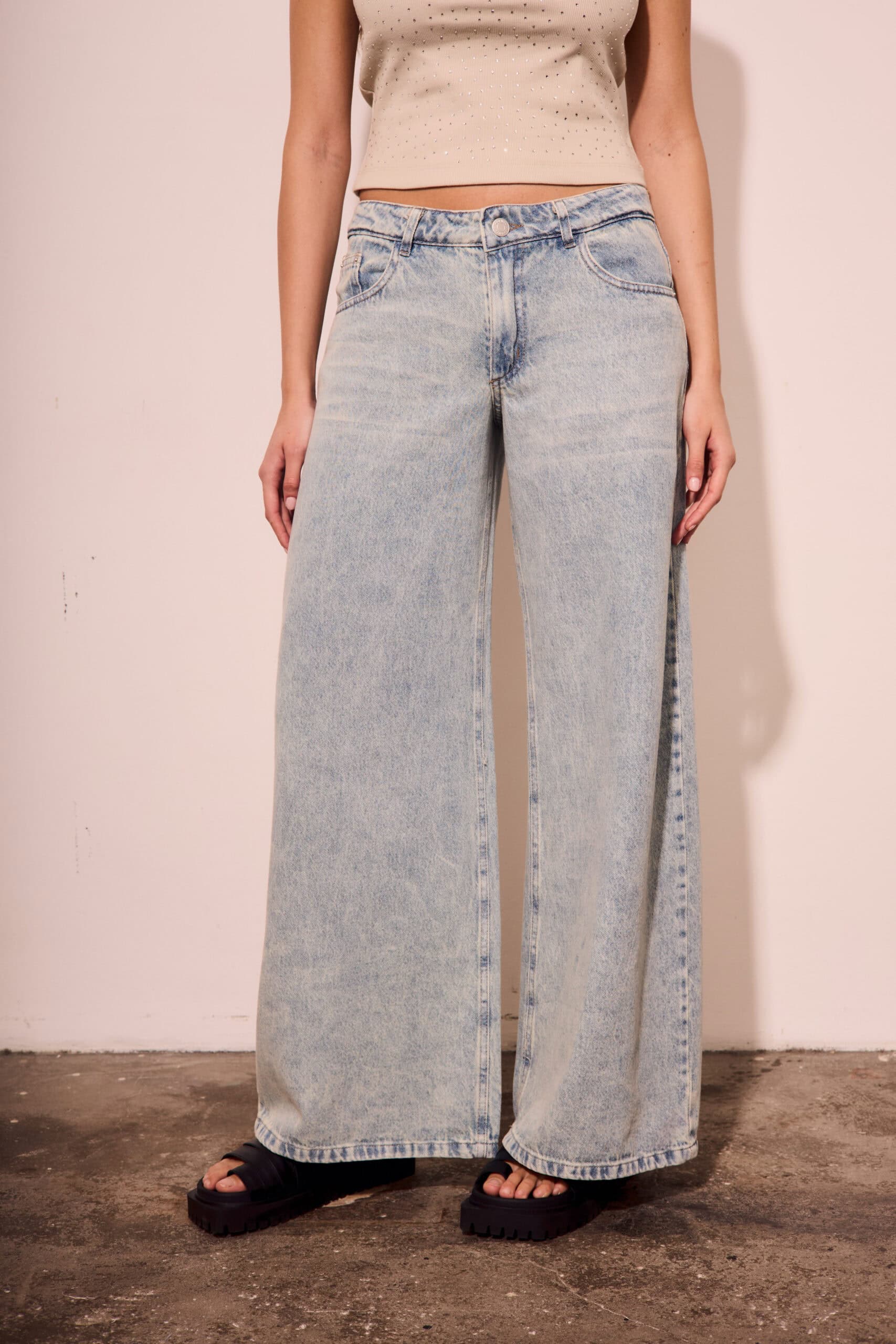 Jean 15015