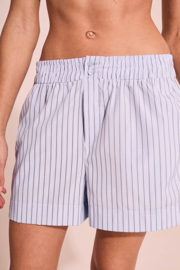 Short 26166