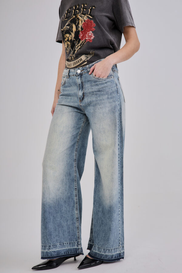 Jean 15027
