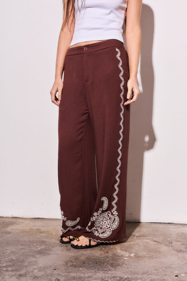 Pantalón 2877