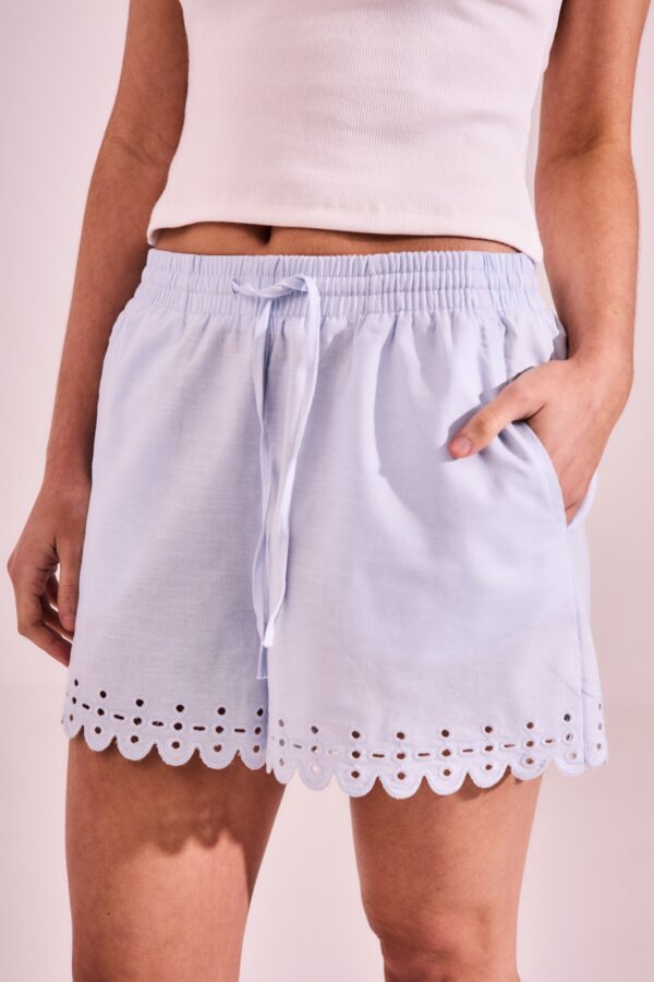 Short 2963